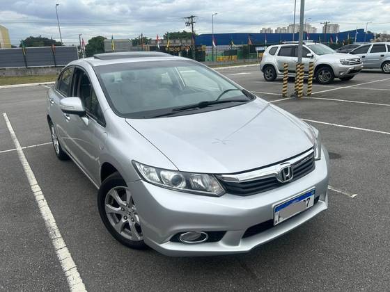 HONDA CIVIC 1.8 LXL 16V FLEX 4P AUTOMÁTICO